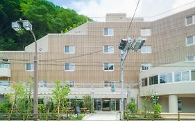 タカオネ